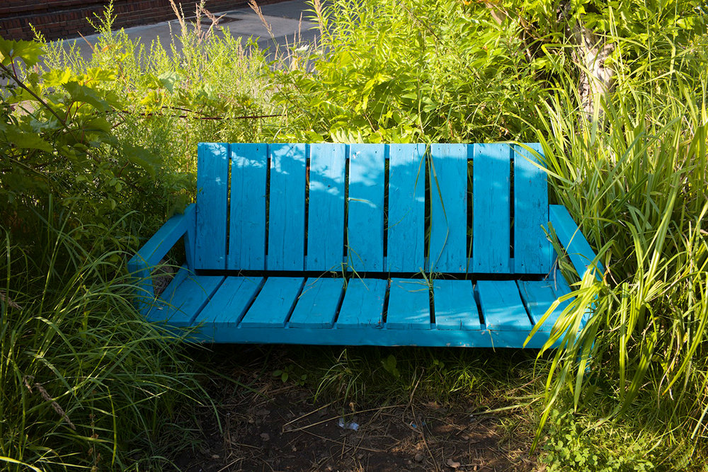 bench–impossible_garden