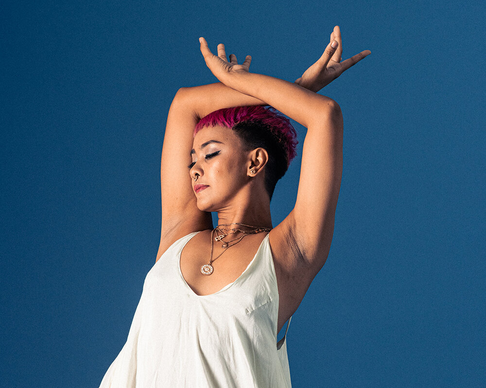 Ea Torrado and blue sky